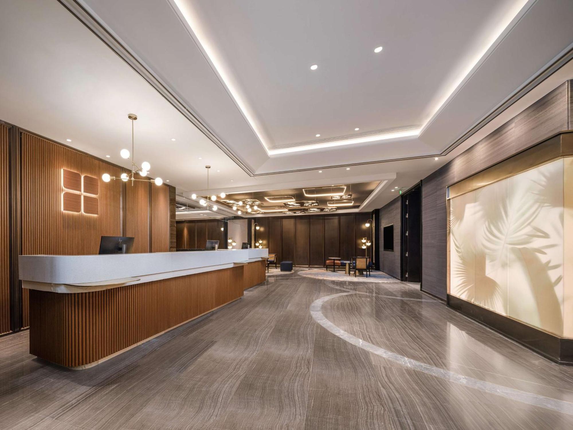 Hilton Garden Inn Beijing Guomao Pequim Exterior foto
