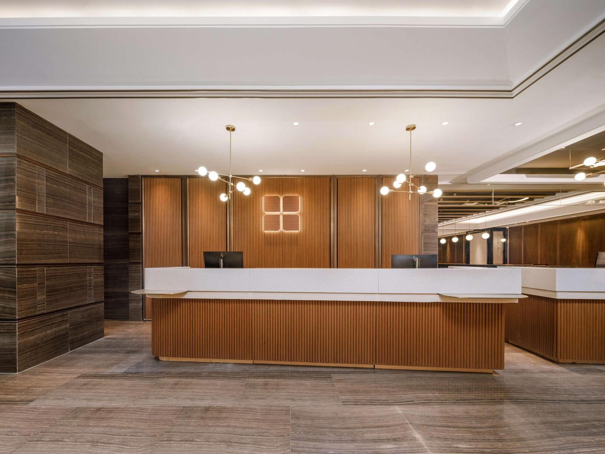 Hilton Garden Inn Beijing Guomao Pequim Exterior foto
