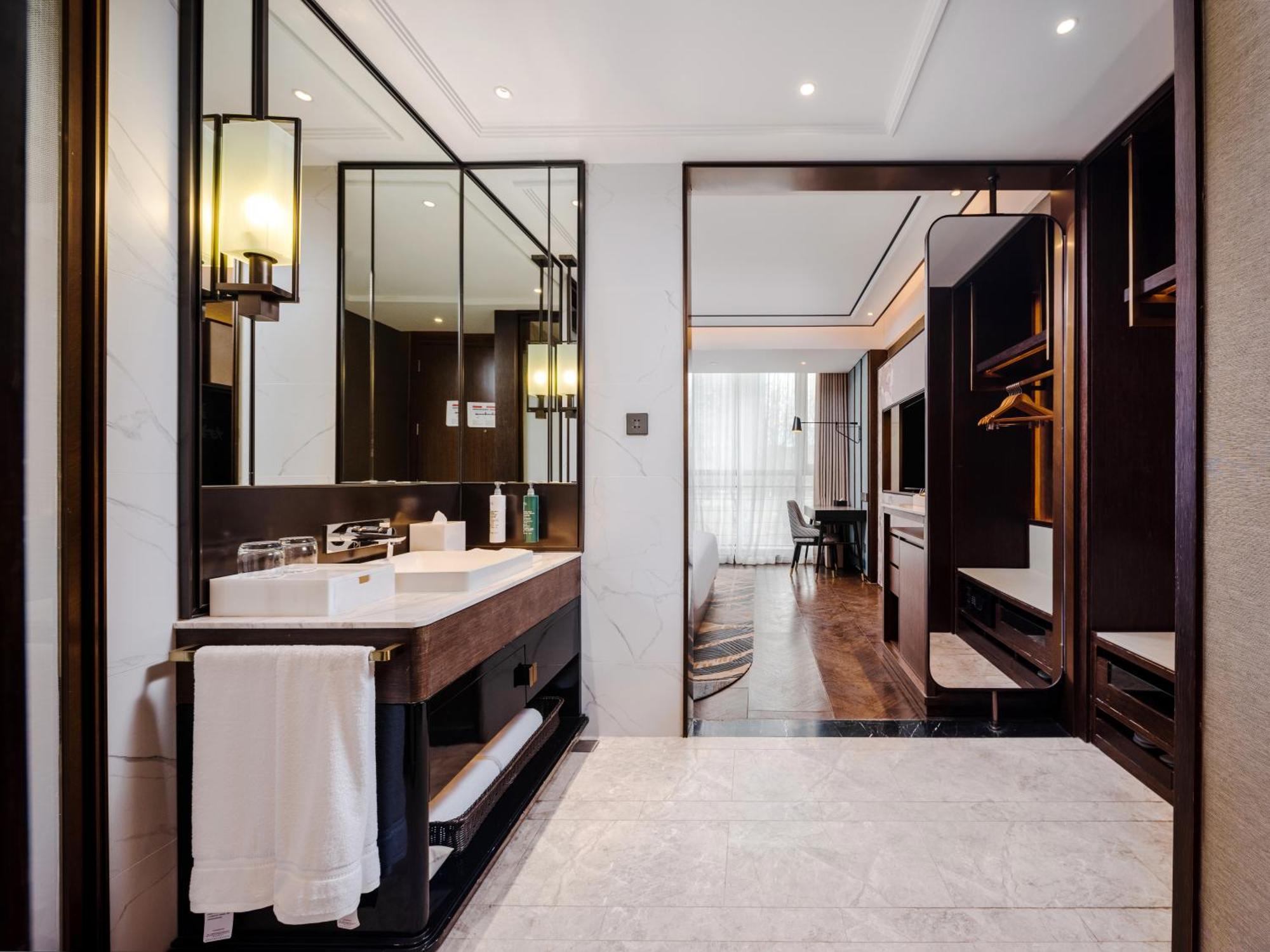 Hilton Garden Inn Beijing Guomao Pequim Exterior foto